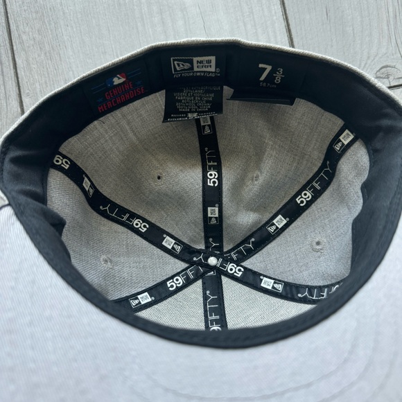 Boston Red Sox Men’s MLB Cap - Picture 2 of 3